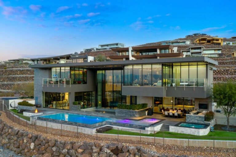 This $9.999 Million Henderson Modern Home offers Unparalleled Artistic Beauty Unrivaled Anywhere in The Las Vegas Valley Area