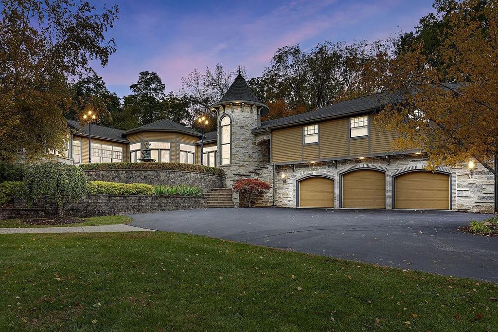 The Home in East Troy is a luxurious home with panoramic views of the lake, now available for sale. This home located at N8115 Pleasant Lake Rd, East Troy, Wisconsin