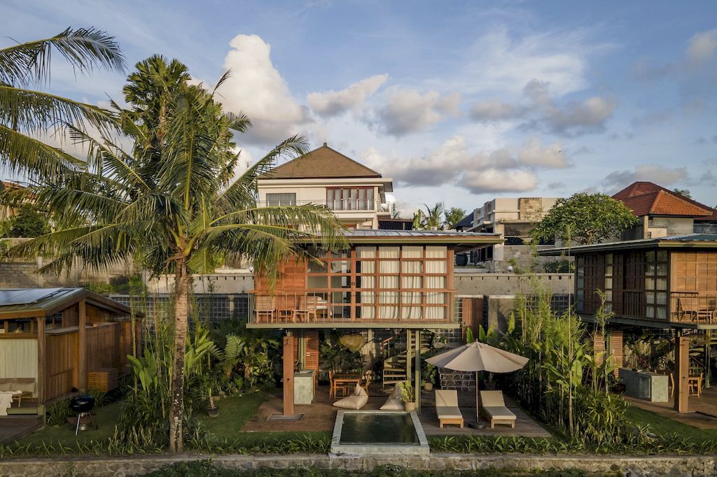 Treehouse Studio Treads Lightly on Lush Landscape of Bali by Stilt Studios