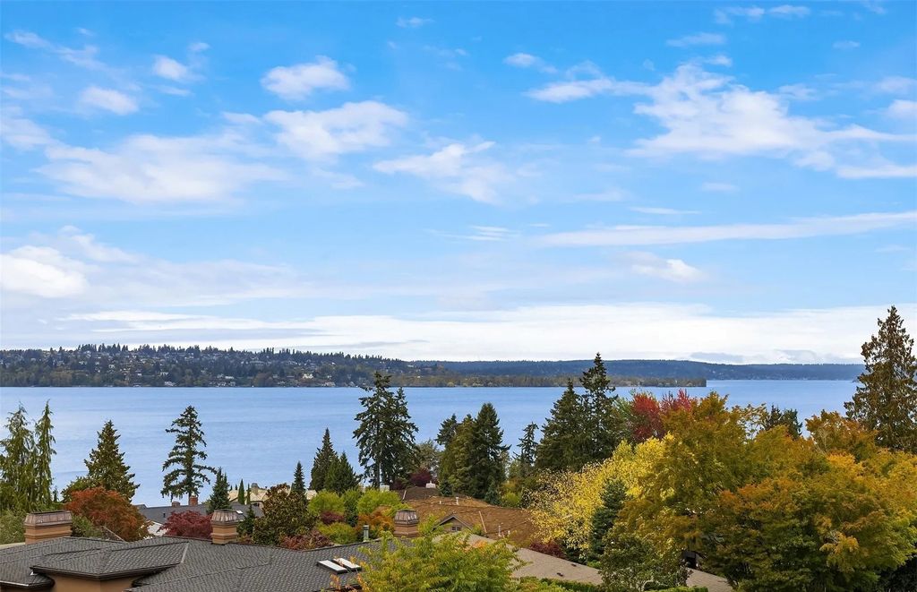 The House in Yarrow Point offers sleek sophistication, spacious kitchen, multiple sets of French doors open to fabulous outdoor spaces, now available for sale. This home located at 4000 92nd Avenue NE, Yarrow Point, Washington