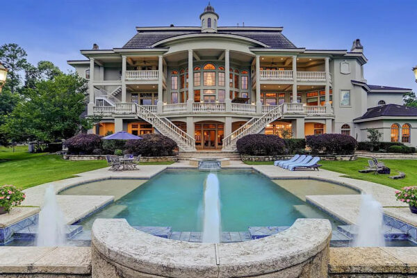 This $5.49 Million Magnificent Estate In Humble Texas Offers Classy Resort Living With Absolute Safe And Secure