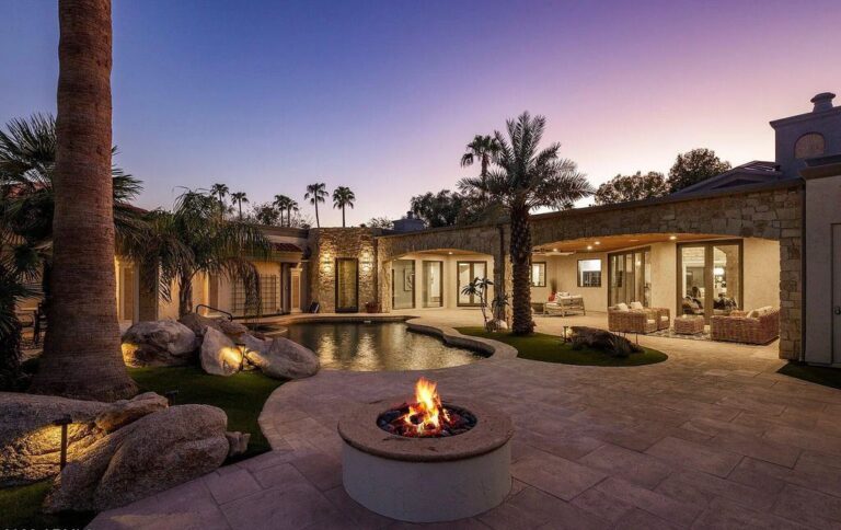 Newly Renovated Transitional Villa In Paradise Valley Arizona With Spacious Living Area For  Ultimate Entertainment Seeks For $5.25 Million