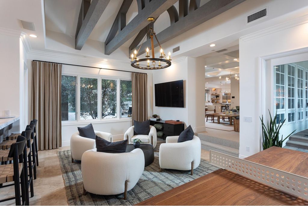 30881 Via Colinas, Trabuco Canyon, California is an elegantly designed home built by Stonefield Development and reimagined by Brook Wagner Design in the exclusive guard gated community of Coto de Caza, boasting amazing amenities for both living and entertaining.