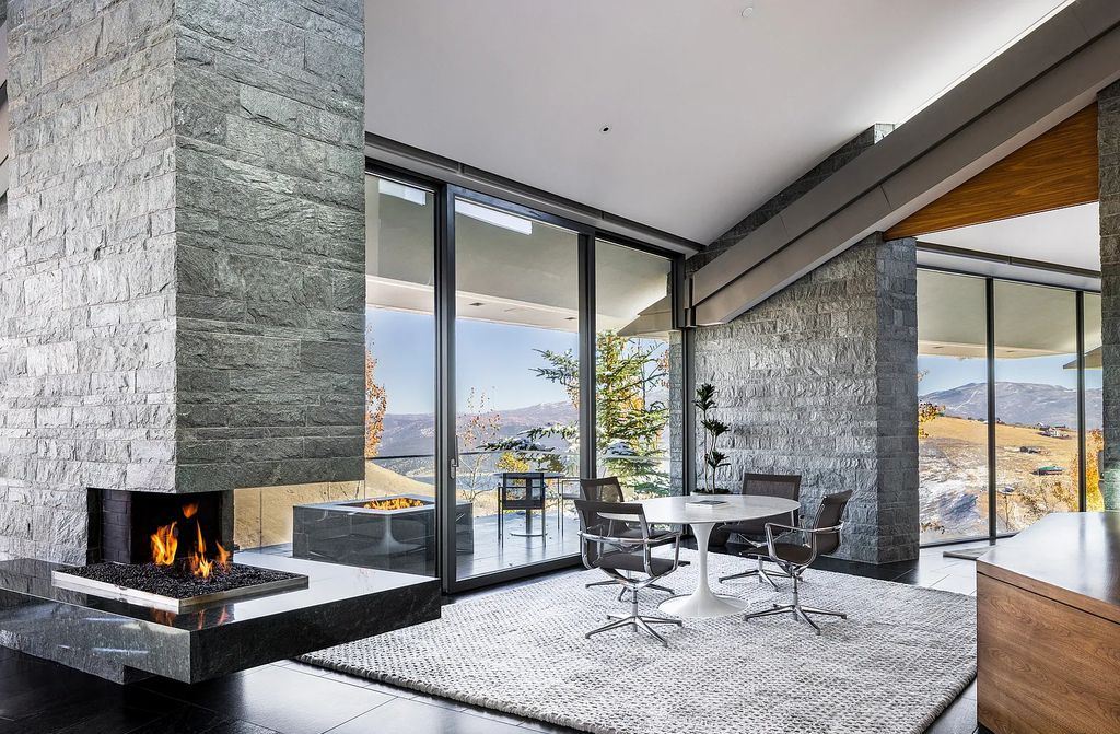 3853 E Rockport Ridge Road, Park City, Utah is a piece of art aptly named Cascade sits privately on 5.61 view acres within Promontory and adjacent an additional 37.12 acre view corridor in Rockport Ranches to protect those amazing views of the Park City mountains.