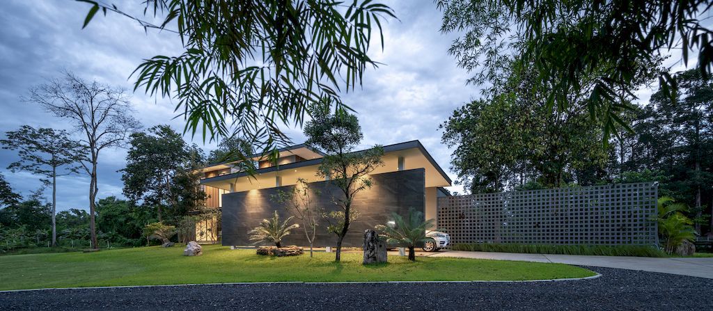 Baan Nakhonnayok Riverside House in Thailand BY Sata Na Architect