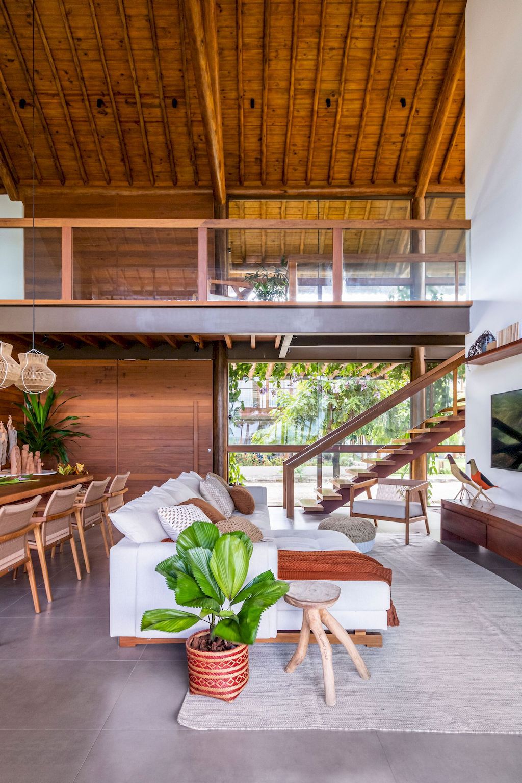 Beira-Mar Residence in Maragogi, Brazil by Porto Neves Arquitetura