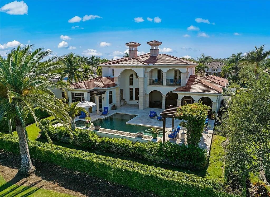 6097 Sunnyslope Drive, Naples, Florida, built by Michelangelo Builders, earning “The Best of Custom Wood, National Dream Home” & 4 Aurora awards. The spectacularly designed 2-story grand estate in Quail West is decorated with exquisite, one-of-a-kind milled woodwork.