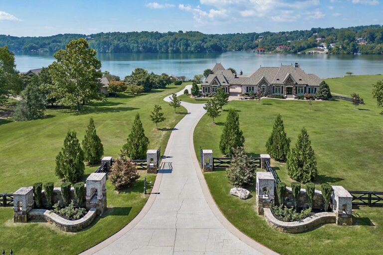 Exquisite Lakefront Estate on 5.09 Acres with Boat Dock and Guest House in Louisville, Tennessee