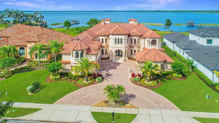 Here’s Your Chance to Live in a $4.25 Million Villa in Orlando with a Sprawling Pool Deck Overlooking a Glistening Lake