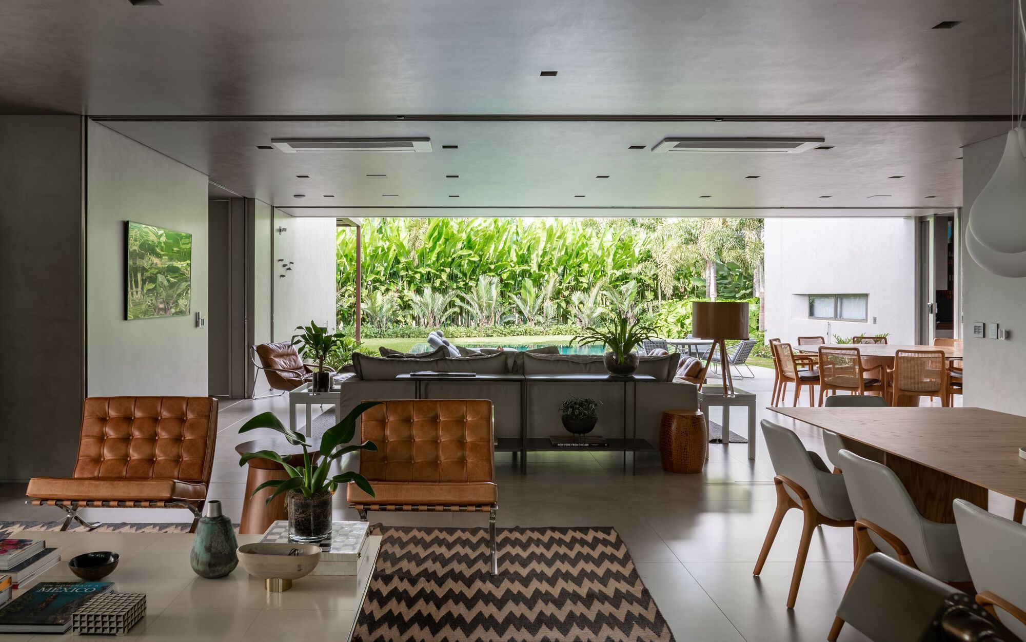House H.L, a Contemporary Open Home by Celso Laetano Arquitetura (18)