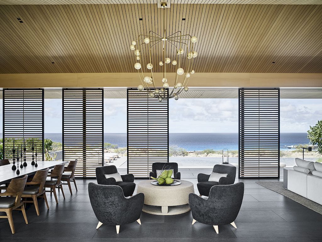 Kua Bay Residence, Family Retreat in Hawaii by Walker Warner Architects