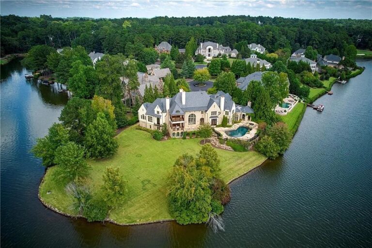 Luxury Awaits in This $5.85 Beautiful Home in Alpharetta, GA With 250 Feet of Lake Frontage