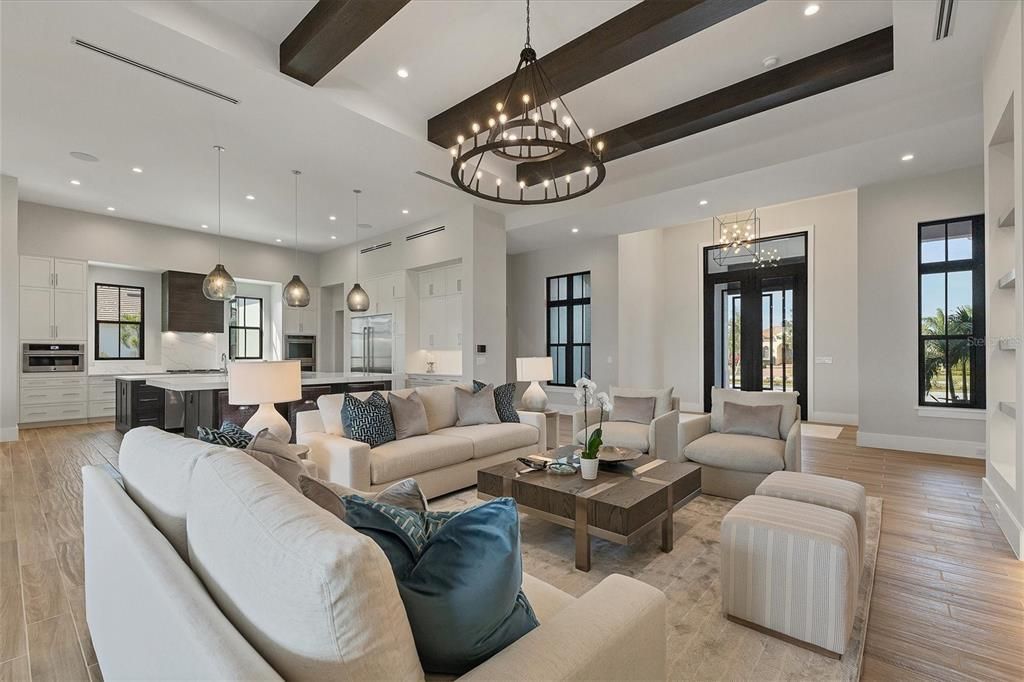 8019 Bowspirit Way, Lakewood Ranch, Florida, is a finally modern luxury and opulence in the Lake Club at Lakewood Ranch, situated on 1.13 acres. No other home built to such crafted and magnificent residence has every detail hand selected by the accomplished designers.