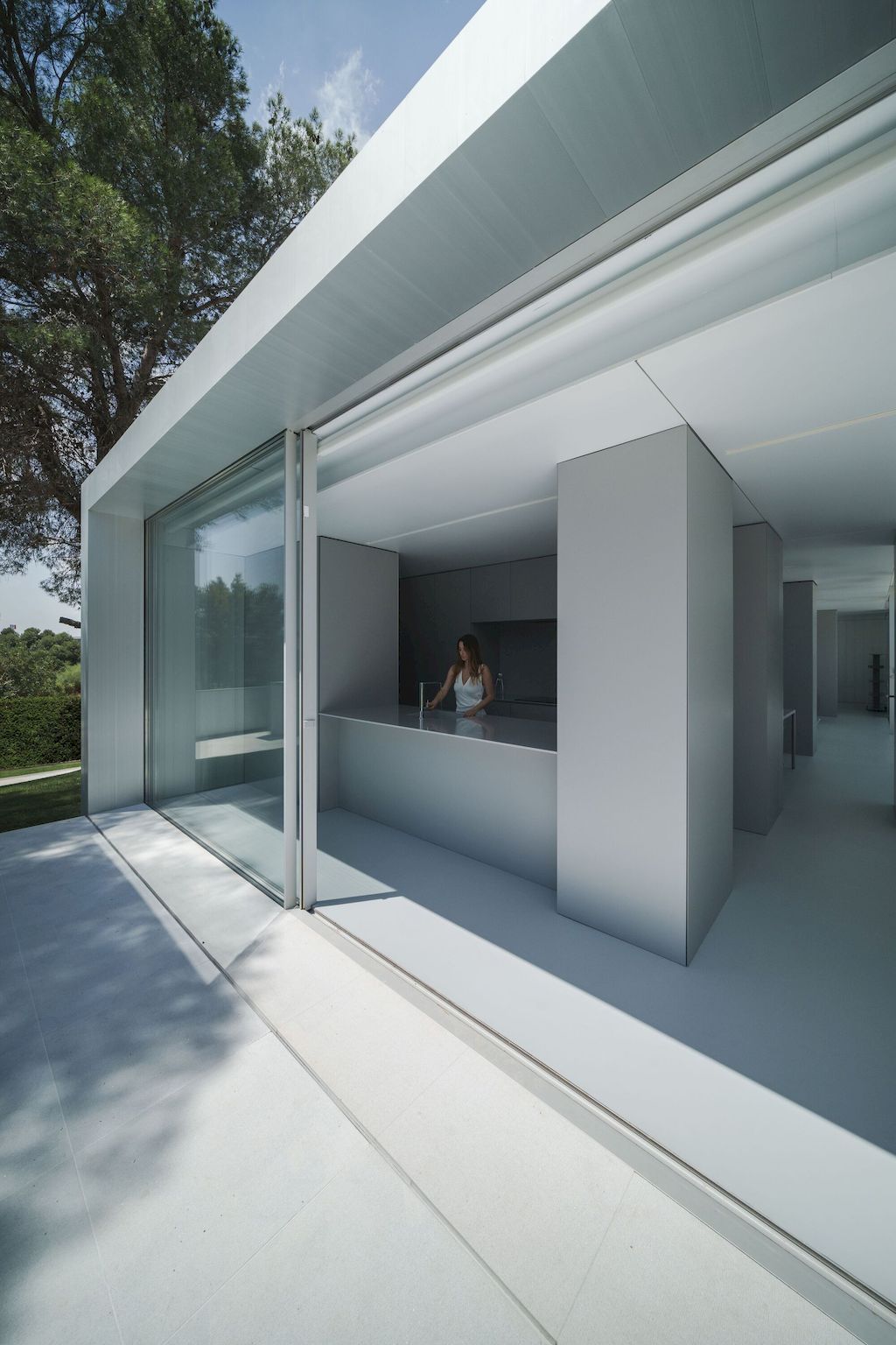 N290 NIU House with Unique Design in Spain by Fran Silvestre Arquitectos