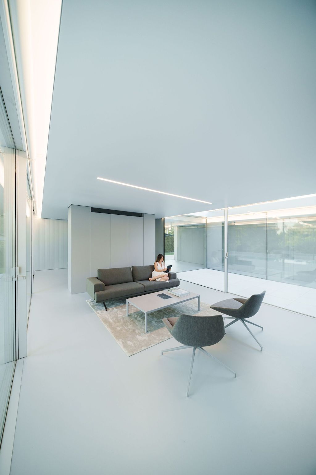 N290 NIU House with Unique Design in Spain by Fran Silvestre Arquitectos