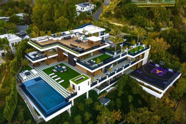 Star Resort, A World Class Mega Mansion in Los Angeles with A Kobe Bryant Legacy Basketball Court Back on the Market for $43 Million