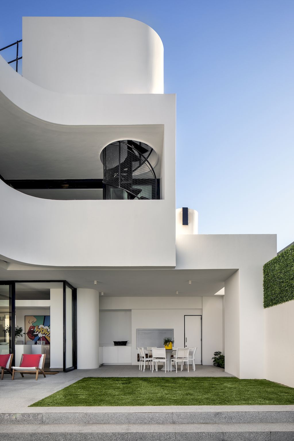 Stunning Project 216 Ocean View Drive House by Robert Silke & Partners