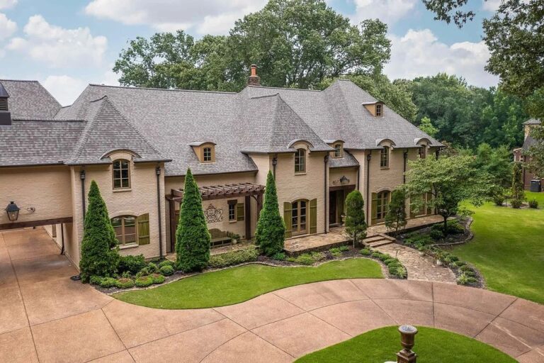 The Real Beauty of this $3.1M House in Germantown, TN is that in Spite of Its Size and Extensive Amenities, It Truly Feels Like Home