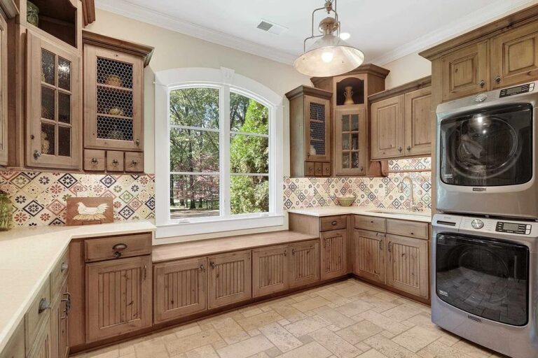 The Real Beauty of this 3.1M House in Germantown, TN is that in Spite