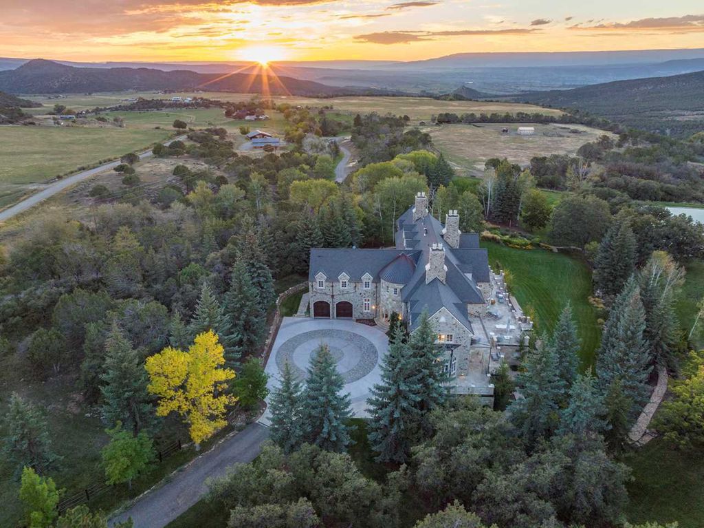 43409 Cottonwood Creek Road, Crawford, Colorado is an inspired English estate nestled in the heart of the North Fork Valley in Southwestern Colorado enjoys unmatched peace and privacy as well as stunning vistas of Needle Rock, Landsend Peak, and the surrounding West Elk Mountains.