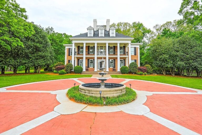 This $2.49M Pure Gem is a Dream Comes True Waiting for You in Fort Valley, GA