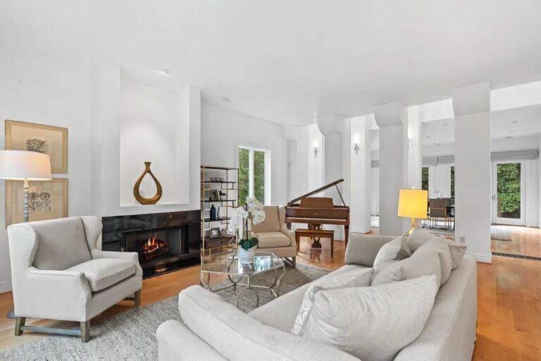This Residence in McLean, VA Reflects Timeless, Modern Architecture and