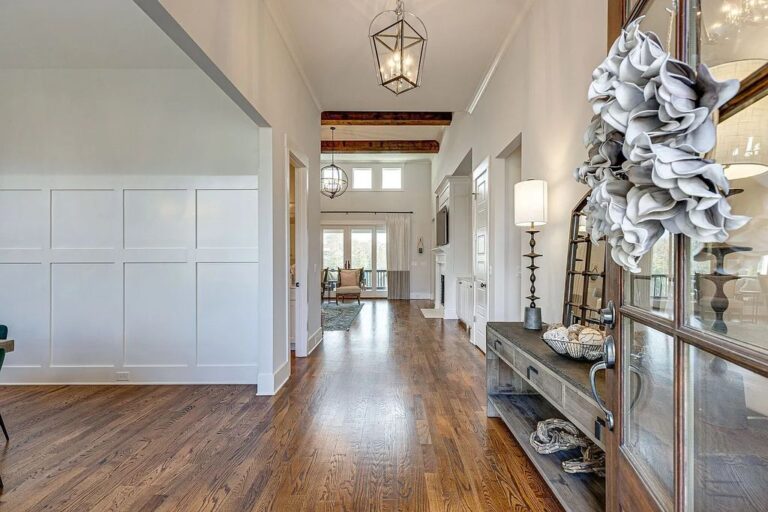 This 3.999M Mustsee Luxury Home in College Grove, TN Features Elegant