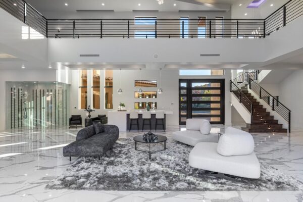 This $5.4 Million New Home in Las Vegas Provides A Sublime Indoor ...