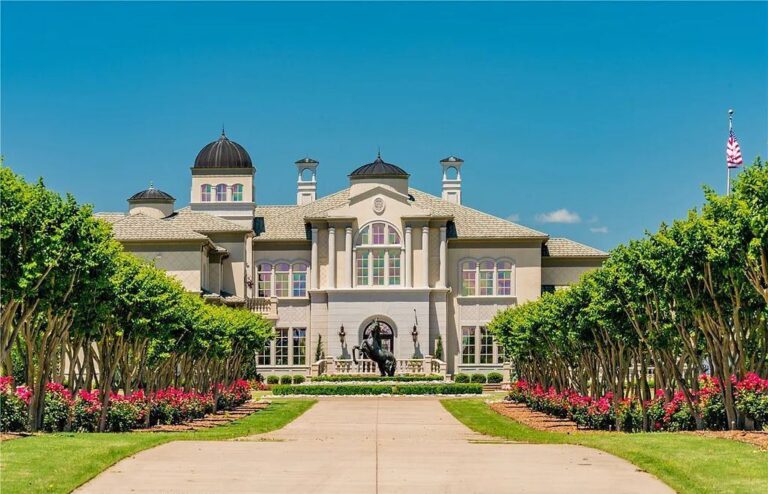 One of The Largest Properties in Arkansas with over 18,000 SF of Living Spaces Asking for $8,000,000