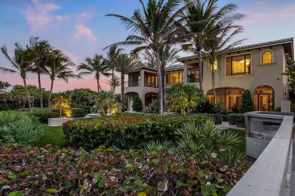10 Ocean Lane, Vero Beach, Florida is an oceanfront compound was extensively reworked in 2018 with the finest finishes and furnishings, stunning grounds and outdoor spaces. This Home in Vero Beach offers 6 bedrooms and 7 bathrooms with nearly 10,500 square feet of living spaces.