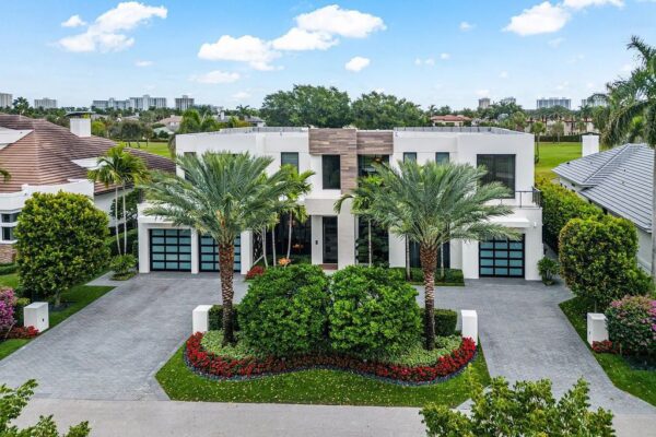 A $15.3 Million Estate in Boca Raton Comes with Views of the Jack Nicklaus Signature Golf Course