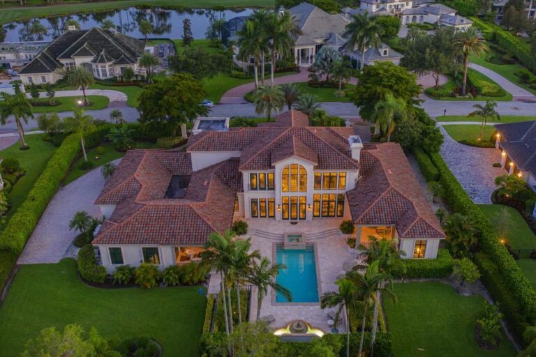 A $6.6 Million Home in Naples comes with Resort-like Outdoor Setting and Newly Luxurious Amenities