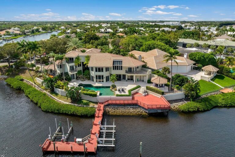 A Stunning Intracoastal Estate on The Most Premier Corner Point Lot on Commodore Island, Jupiter Florida is Selling for $18 Million