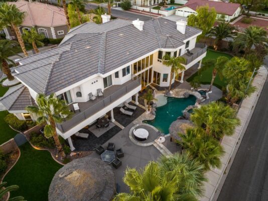 An Immaculate Luxury Home with Full Strip Views in Las Vegas for Sale ...