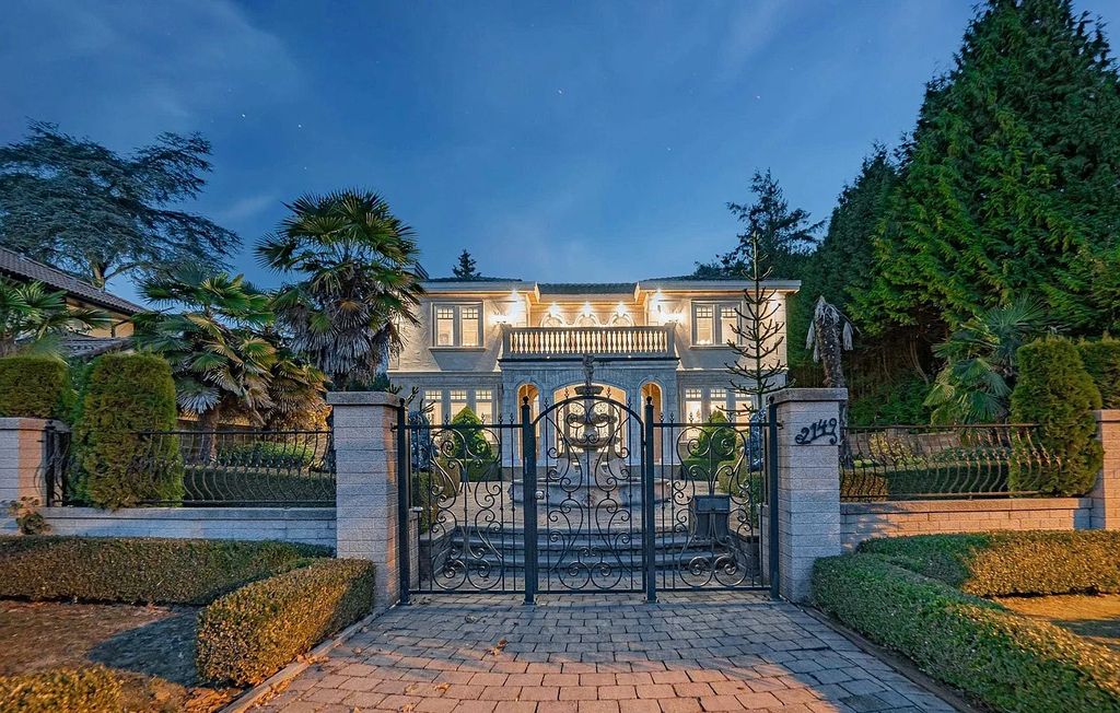 The Estate in Vancouver is a luxurious home featuring beautiful landscaping, elegant interior and top-end appliances now available for sale. This home located at 2149 SW Marine Dr, Vancouver, Canada; offering 05 bedrooms and 07 bathrooms with 6,280 square feet of living spaces.