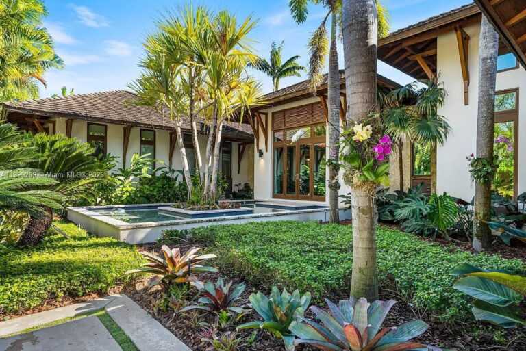 Enjoy Resort-style Living in This $12 Million Tropical Modern Family ...