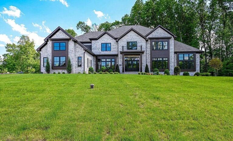 Featuring Unparalleled Finishes and Exceptional Details in Great Falls, VA, this Estate on Market for $3.844M