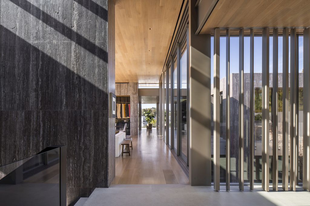 Laurel II House, Inspired by Modernism in California by McClean Design