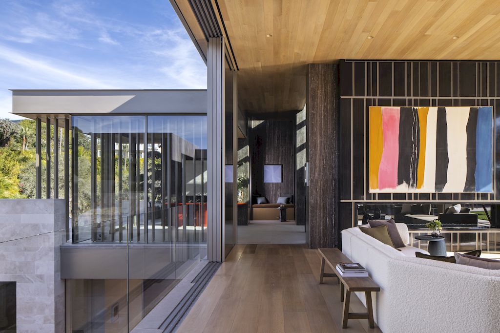 Laurel II House, Inspired by Modernism in California by McClean Design