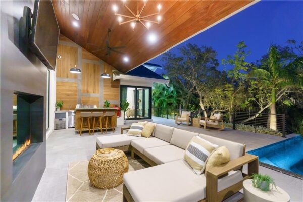 One of A Kind Spectacular Waterfront Masterpiece in The Heart of Sarasota, Florida for Sale at 