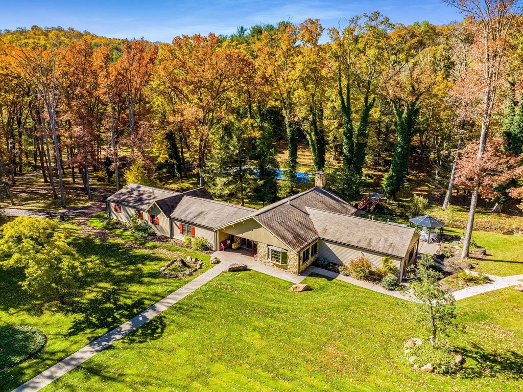 The Estate in Ligonier is a luxurious home set on gorgeous geography and well maintained now available for sale. This home located at 121 Red Arrow Rd, Ligonier, Pennsylvania; offering 09 bedrooms and 12 bathrooms with 3,901 square feet of living spaces.