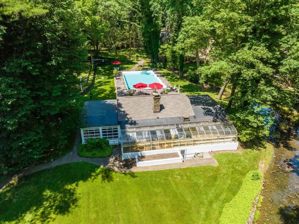 The Estate in Ligonier is a luxurious home set on gorgeous geography and well maintained now available for sale. This home located at 121 Red Arrow Rd, Ligonier, Pennsylvania; offering 09 bedrooms and 12 bathrooms with 3,901 square feet of living spaces.