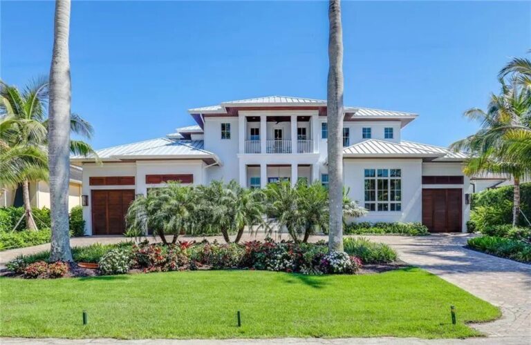 Spectacular Newly Constructed Direct Gulfaccess Waterfront Estate in