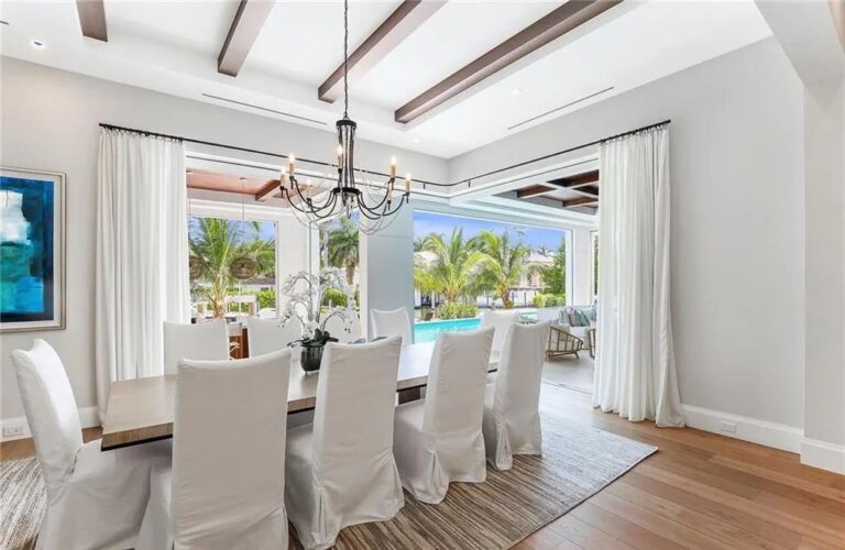 Spectacular Newly Constructed Direct Gulfaccess Waterfront Estate in