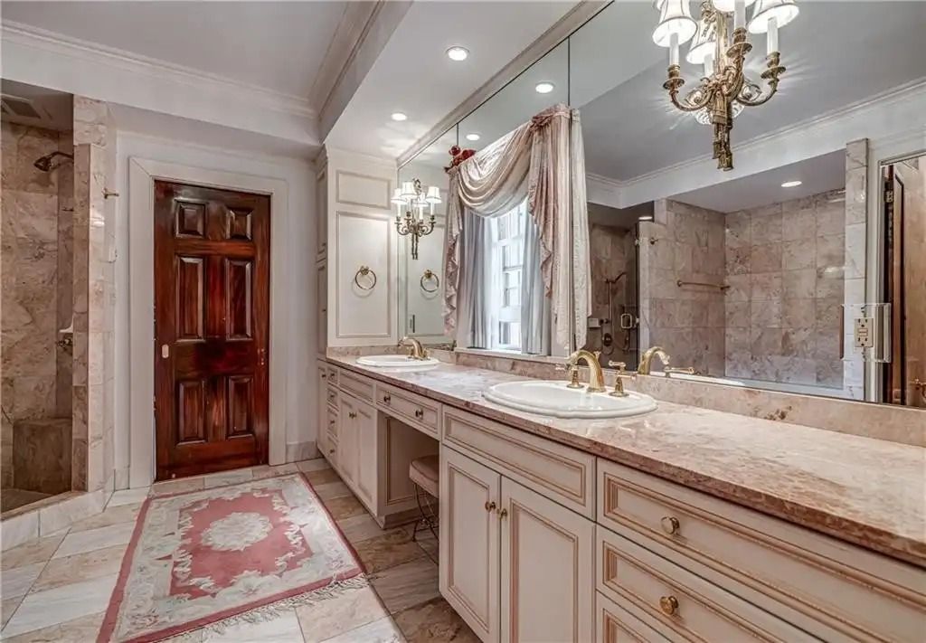 The Estate in Pittsburgh is a luxurious home offering unmatched privacy, exquisite built-ins and high-end appliances now available for sale. This home located at 1145 Beechwood Blvd, Pittsburgh, Pennsylvania; offering 09 bedrooms and 09 bathrooms with 14,302 square feet of living spaces.