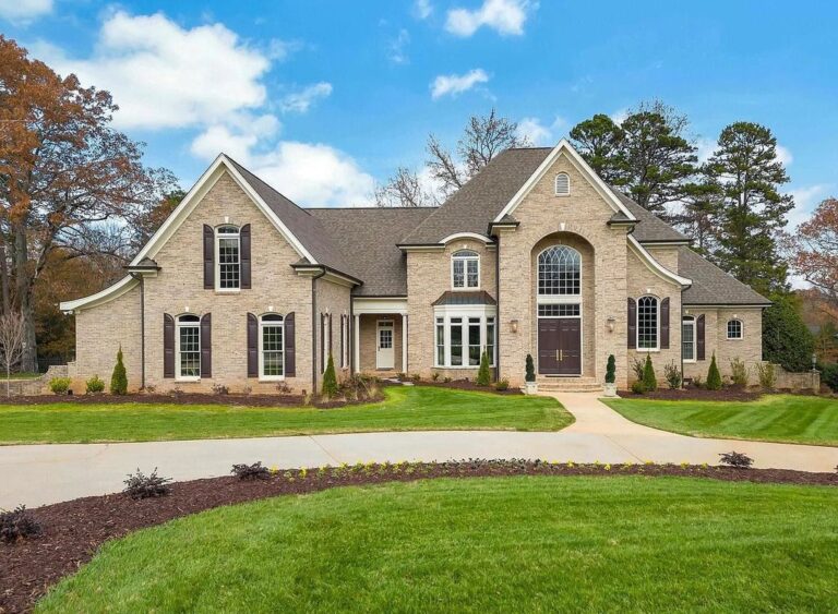 This $2.195M Beautiful Estate Affords Priceless Privacy and Comfort in Greenville, SC