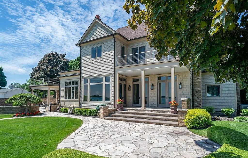 The Estate in Port Huron is a luxurious home filled with spacious natural light now available for sale. This home located at 3201 Conger St, Port Huron, Michigan; offering 04 bedrooms and 08 bathrooms with 5,294 square feet of living spaces. 