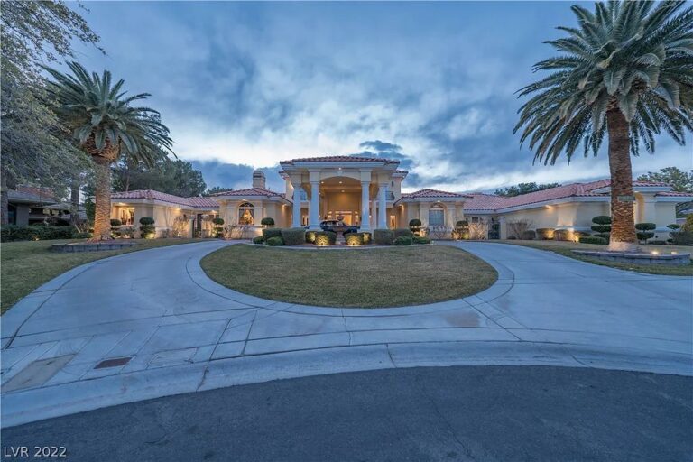 This $2.6 Million Spectacular Mediterranean Villa in Las Vegas is The Crown Jewel of An Exclusive Gated Enclave of 5 Custom Estates
