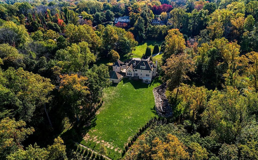 The Estate in Villanova is a luxurious home professionally renovated from top to bottom now available for sale. This home located at 1300 Valley Rd, Villanova, Pennsylvania; offering 06 bedrooms and 10 bathrooms with 10,900 square feet of living spaces.
