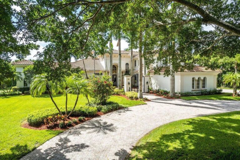 This 5 Million Beautiful Home is Built on Over an Acre of Long Lake